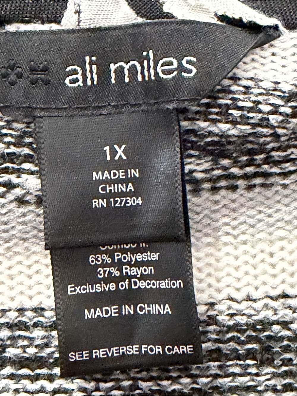 Ali Miles Womens Mixed Floral Cardigan Size 1X Black White Gray Artsy Button - Picture 3 of 8